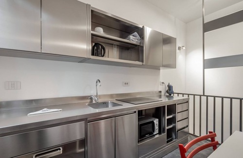 Porta Romana Apartment | M3 Porta Romana Modern Two-Level APT