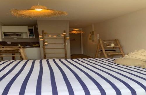 Fecamp Apartment | Ma cabane de plage studio avec balcon et parking