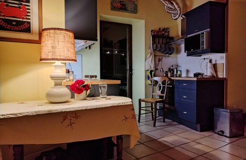 Gagnieres Cottage | Ma Petite Maison 2 Bedroom Gite with Aircon, swimming pool and linen included