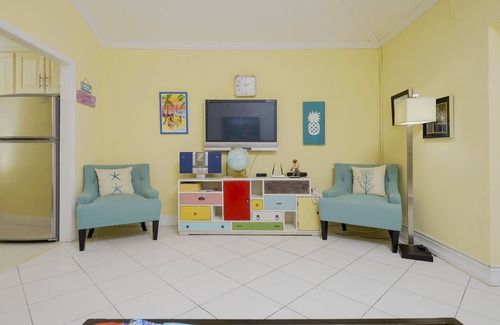 Paradise Island Villa | Ma's Hideaway paradise