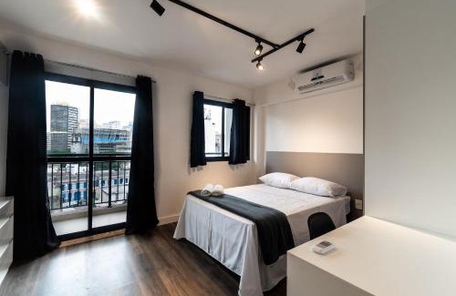 Santa Ifigenia Apartment | MA816 Seu Refúgio no Centro Histórico de SP