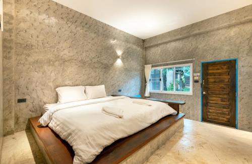 Ban Phe Hotel | Mac Garden Resort