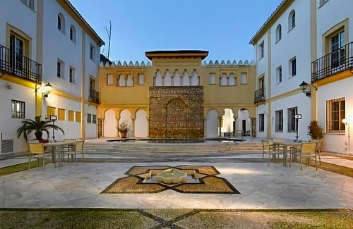 Distrito Centro Hotel | Macià Alfaros