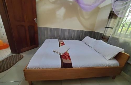 Rubirizi Hotel | Mackline Rest House
