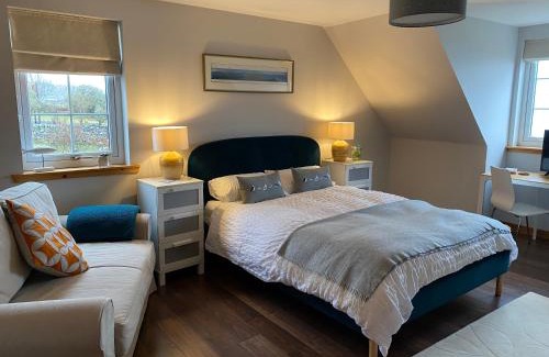 The Hebrides Bed & Breakfast | Macrae Croft- Rooms