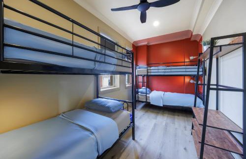 Coogee Hostel | Mad Monkey Hostel Coogee Beach