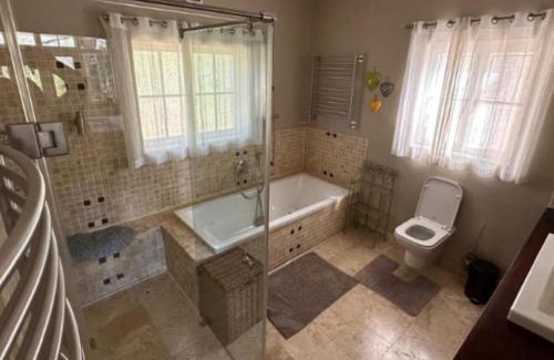 Stellenbosch House | Madajo