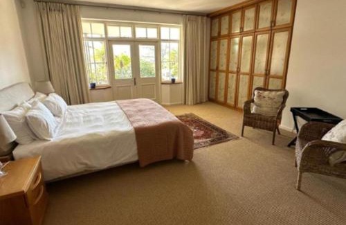 Stellenbosch House | Madajo