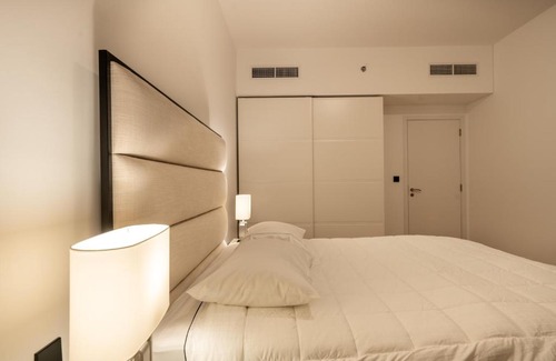 Umm Suqeim 3 Apartment | Madinat Jumeirah Living Rahhal-1 by Four apple
