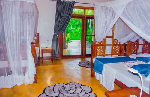 Mafia Island Cabin | Mafia Kivulini Bungalows
