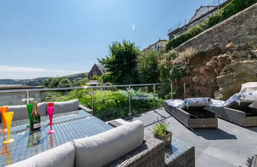 Salcombe Apartment | Magdala Garden - Two Bedroom Apartment, Sleeps 4