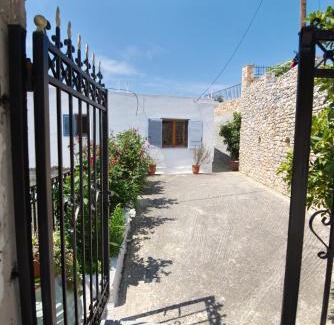 Patitiri House | Magdas house