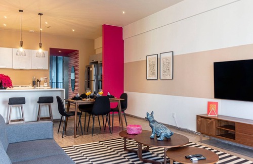 Reforma Apartment | Magenta by Kukun Summ