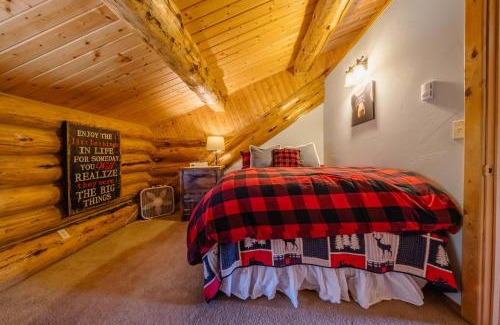 Rexford House | Maggies Cabin - Enjoy a Slice of Paradise in Rexford Montana