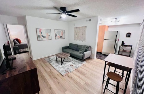 Birmingham Apartment | Magic City Overlook walk to Nightlife, St.Vincent's, and UAB