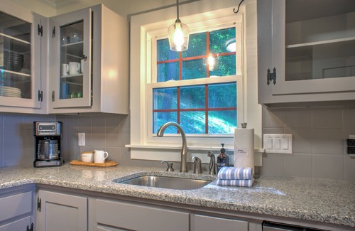 Skyland House | Magic on the Hill | Views, Fire Pit, Pet-Friendly + Biltmore Pass in Asheville