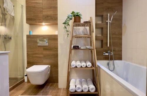 Katowice Apartment | Magic Place III - Francuska Park - Free Garage - Self Check-in