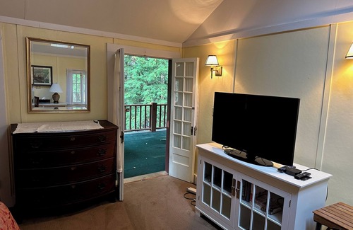 Keene Valley House | Magical Adirondack Camp on Gorgeous Brook