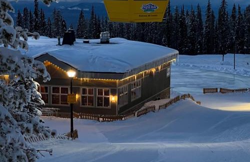 Big White Ski Resort Apartment | Magical Views at Southpoint Big White! Best Location!