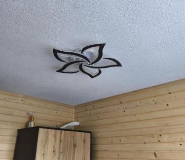 Dukla Ski Chalet | Magiczna Chatka nad rzeką Bieszczady