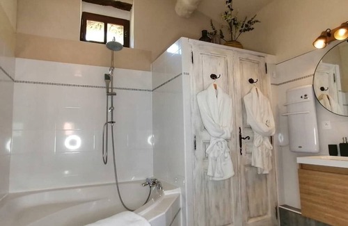 Saint-Andre-de-Majencoules House | MAGNIFICENT PROPERTY IN THE CEVENNES NATIONAL PARK HEATED SWIMMING POOL JACUZZI