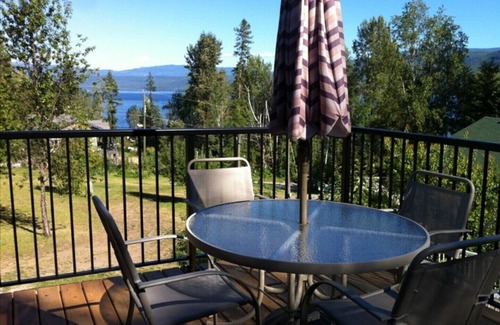 Magna bay Cottage | Magna Bay Cottage. Located in Beautiful Magna Bay, B.C. Canada on Shuswap lake.