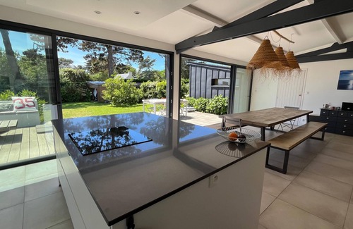 Saint-Pierre-Quiberon Villa | Magnificent family villa 30m from the beach