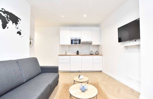 11th Arrondissement Apartment | Magnificent apartment - 1BR/4P - Ste Marguerite