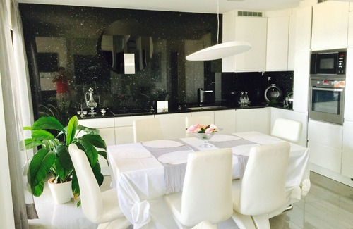 Platja d'Aro Villa | Magnificent Catalan villa facing the sea. Feet in the sand, 1 hour from BCN.
