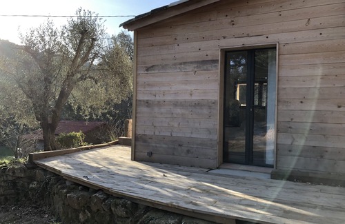 Grimaud Ski Chalet | Magnificent chalet in the heart of nature for 4 people.