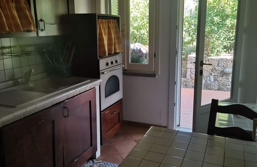 Orbetello House | Magnificent cottage surrounded by greenery just 4 km from Talamone.