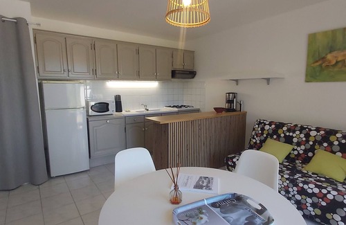 Bormes-Les-Mimosas House | Magnificent hillside rental in Bormes les Mimosas beds made for your arrival