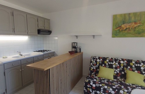 Bormes-Les-Mimosas House | Magnificent hillside rental in Bormes les Mimosas beds made for your arrival