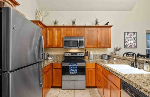 Rockaway Beach House | Magnificent Lakeshore Escape, Private Dock, Hot Tub, Pet Friendly, BBQ, Fire-Pit, Short Walk 2 Beach