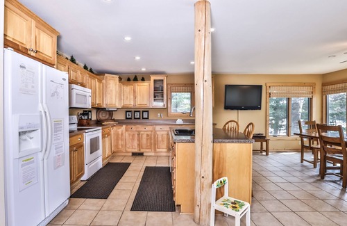 St Germain House | Magnificent Lakefront Home with Northwoods Style.