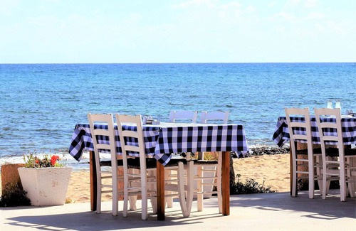 Elia Villa | Magnificent Mykonos Suite | Deluxe Suite with Private Pool and Sea View | Elia