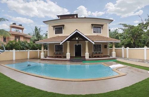 Gauravaddo Villa | Magnificent Private Swimming Pool 5BHk Villa on Holiday Street in Calangute, Goa