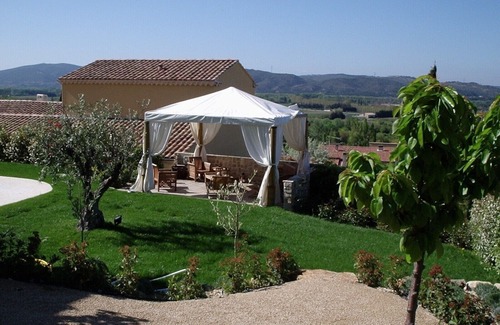 Cadenet House | Magnificent Provencal villa with 4 bedrooms, swimming pool, at the foot of the Luberon