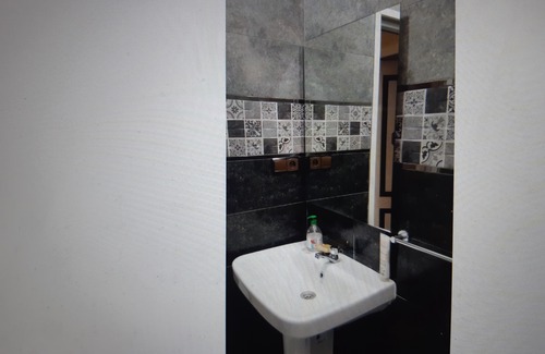 Martil Hotel | Magnificent, Refurbished Apartment in The City Center