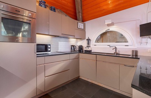 Avoriaz Ski Chalet | Magnificent Renovated Chalet, 6 Bedrooms, 12 Pers. with Premium Services