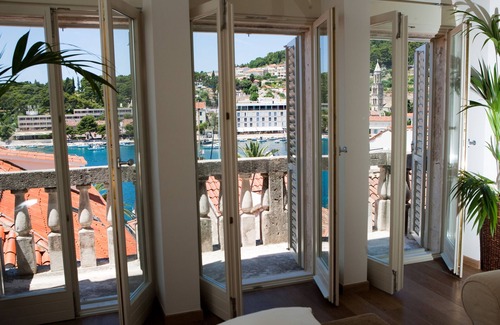 Hvar Old Town House | Magnificent Villa City Hvar with a Wonderful view to the Riva and Harbor