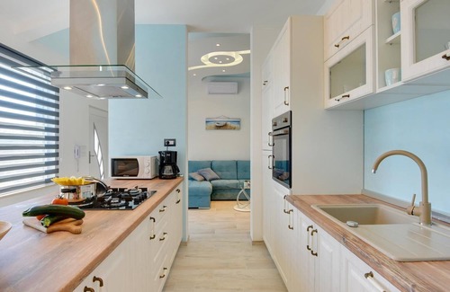 Galizana House | Magnificent villa with private pool, sunbeds and barbecue