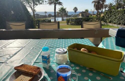 Puerto de la Duquesa House | Magnifico Chalet primera línea de playa Manilva