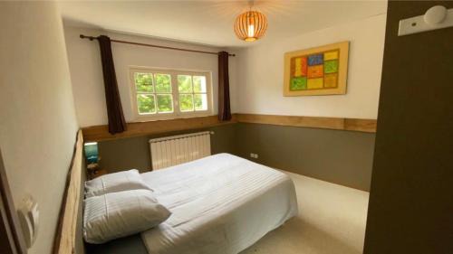 Saint-Hilaire-les-Courbes Apartment | MAGNIFIQUE Location au bout de la route