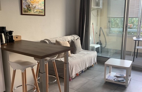 Sete Apartment | Magnifique app T2 Climatisé Avec Parking à 200 Mètre de la Plage