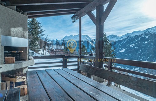 St. Luc Ski Chalet | Magnifique chalet de 5 pièces pour 6 à 7 personnes sur 3 niveaux, situé à l'entrée du village offran