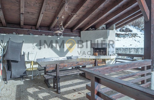 St. Luc Ski Chalet | Magnifique chalet de 5 pièces pour 6 à 7 personnes sur 3 niveaux, situé à l'entrée du village offran