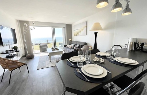 Guidel Apartment | Magnifique T2 archi cosy Vue mer 180 Piscine
