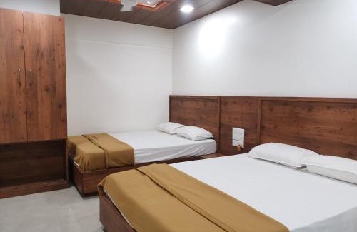 Kolhapur Hotel | Mahalaxmi Executive