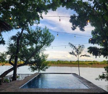 Arayat House | Mahogany Lane by KF